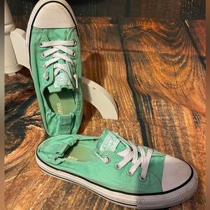 Women’s Shoreline Converse size 10 aqua sea foam green